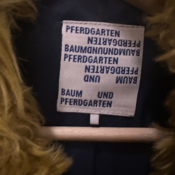 BAUM UND PFERDGARTEN long-sleeved faux shearling coat - Picture 2 of 3